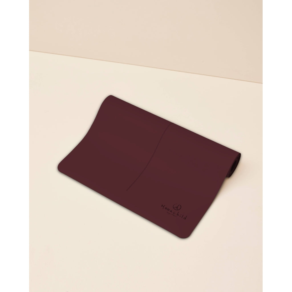 Mondkind Yoga Matte Burgundy: Das Must-have für Ihre komfortable Yoga Pilates und Reformer Praxis